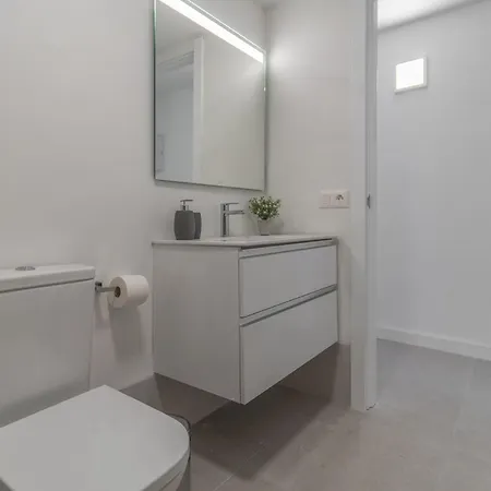 Go2tenerife Apart'jara Pool View & At 5 Min Playa de las Américas