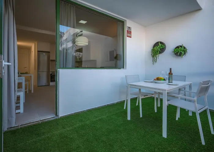 Go2tenerife Apart'jara Pool View & At 5 Min * Playa de las Américas